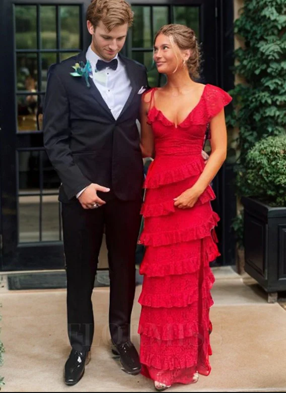 Elegant Red Lace Evening Dress Long Sheath Formal Gown with Slit PL712