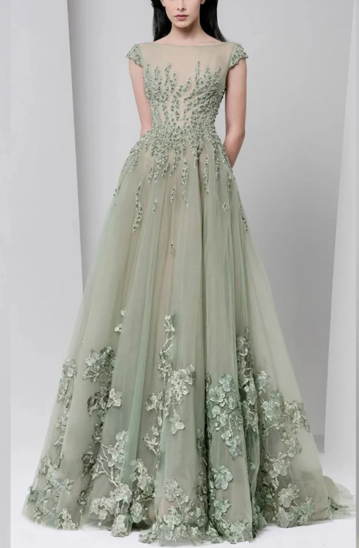 2025 Green Lace Evening Prom Dresses Boat Neck Applique Cap Sleeves   Floor Length Tulle Formal Party Dress PL5725