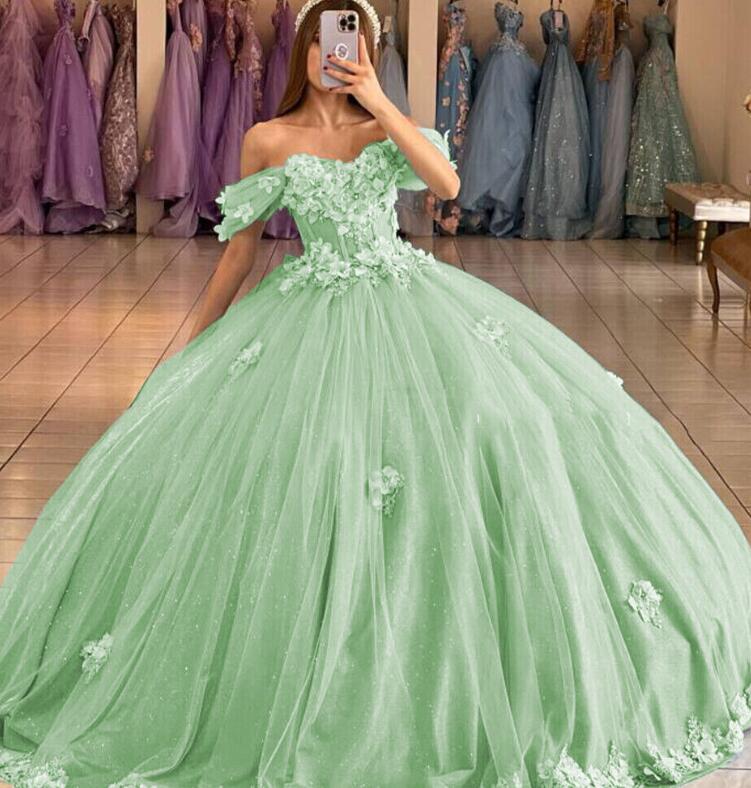 Vestido de fiesta de gala color verde salvia