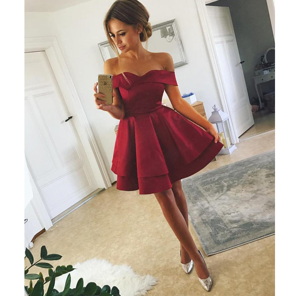 Wine Red Short Homecoming Dresses A Line Off the Shoulder Junior Graduation Prom Dress for 8th Grade