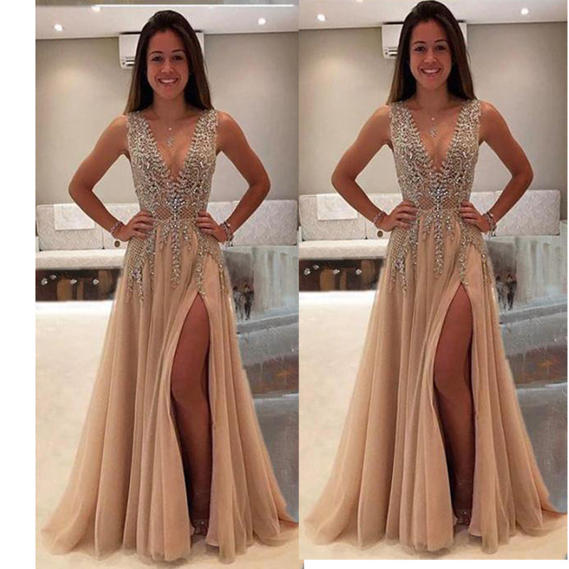 Robe de bal longue en forme de A avec perles et champagne