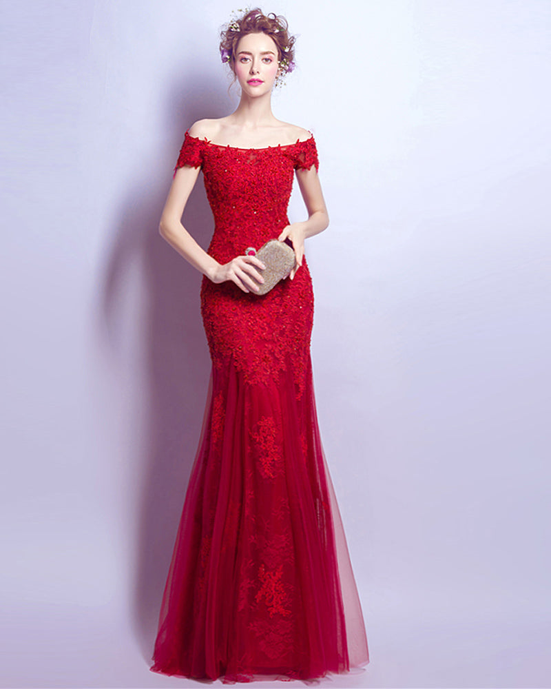 Robe de soirée longue rouge en dentelle à manches courtes et épaules dénudées