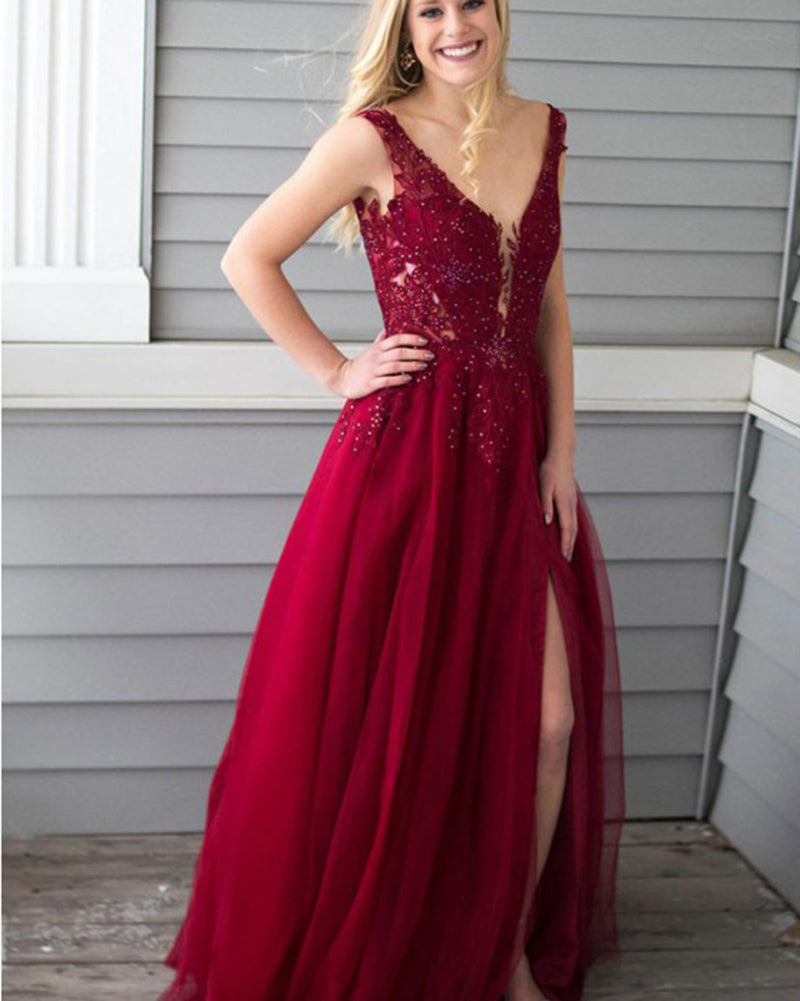 Vestido de noche largo de encaje rojo oscuro con escote en V y cuentas para fiesta de graduación