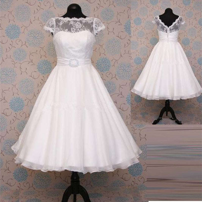 WD9870 Robe de mariée courte en dentelle à manches courtes et coupe A
