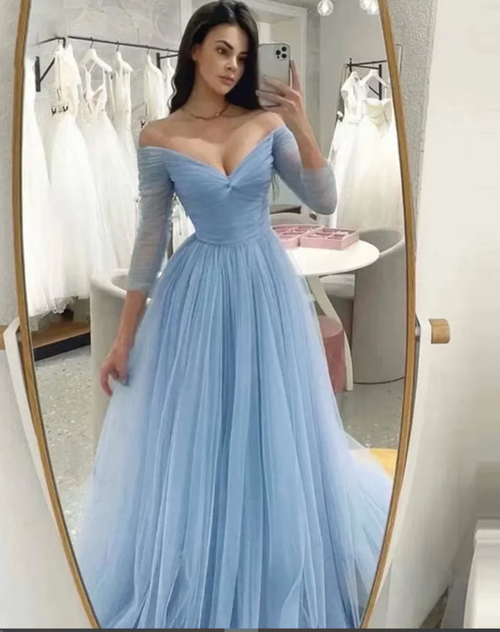 Robe de bal élégante en tulle bleu bébé à manches longues 2025 