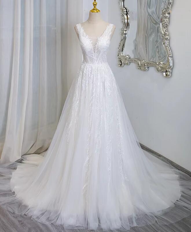 Fancy Ivory V Neck Beading Wedding Dress 2025 Lace Appliques Bridal Gown with Straps WS1213