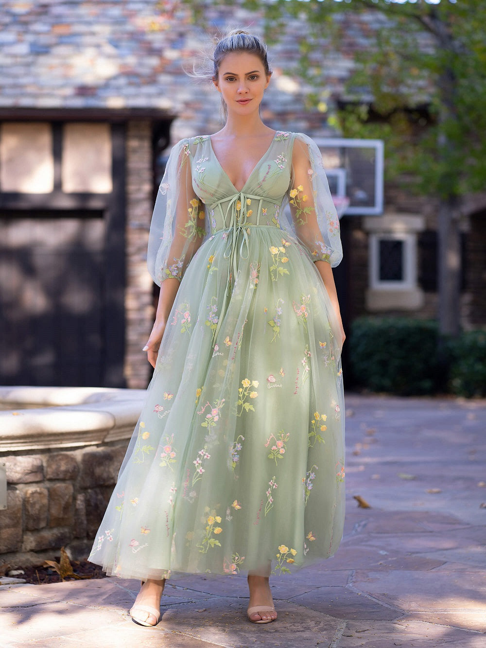 Sweetheart Embroidery Prom Dress Women A Line Tea-Length Green Tulle Puff Sleeves Floral Corset