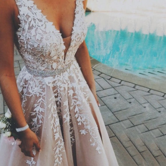 Dreamy Champagne Gold Lace V Neck Tulle Long Girls Senior Graduate Prom Dress 2020