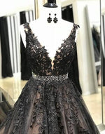 Fancy Dreamy Deep V Neck Black  Lace Embroidered Prom Dresses Girls Graduation Gown