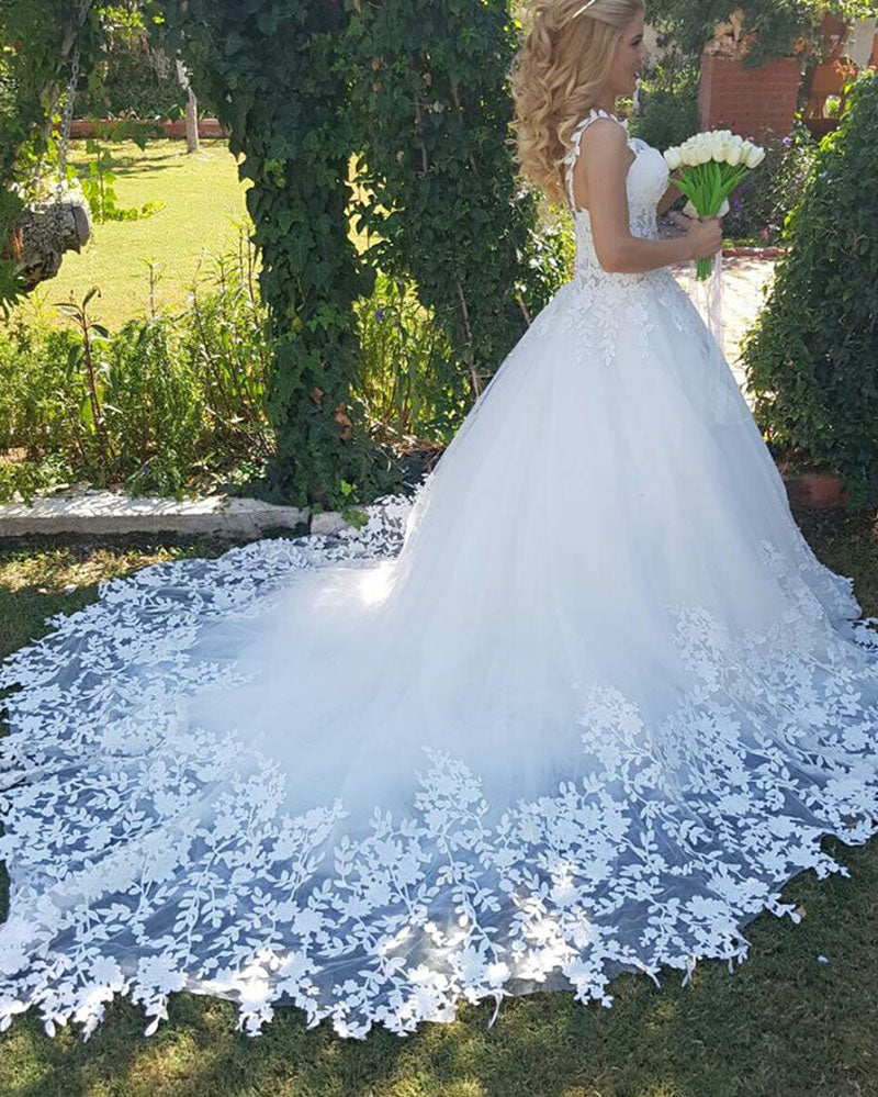 Princess Ball Gown Lace White Wedding Dresses with Straps WD647