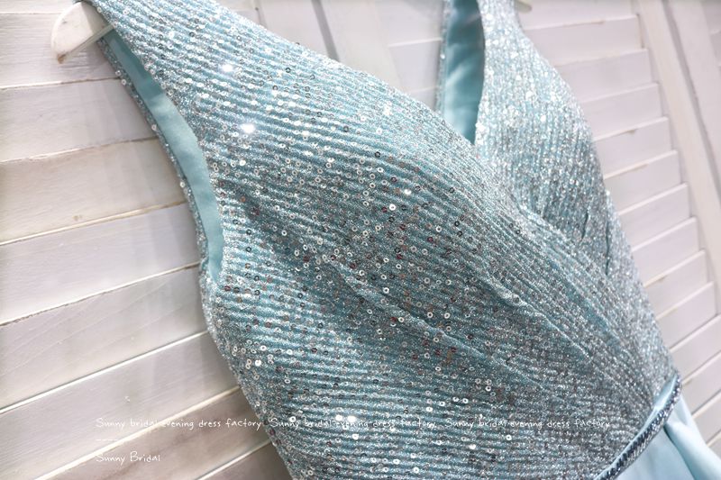 Sexy V Neck Light Blue V Beck Short Prom Dress Semi Formal Cocktail Homecoming Dress with Sequins SP08210