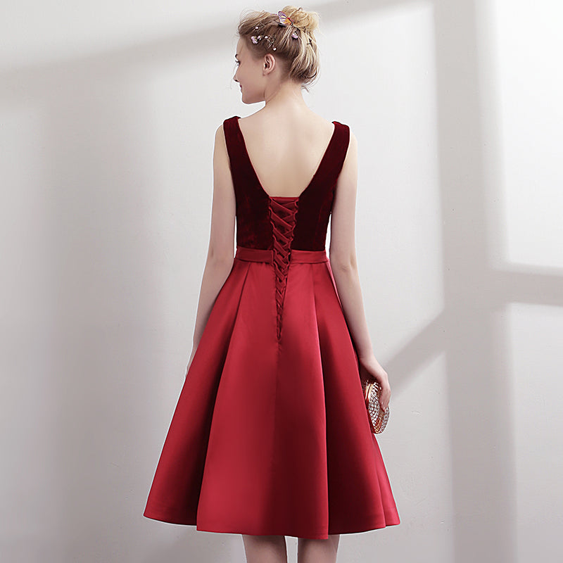 Short Elegant Prom Dresses 2018 Burgundy Sleeveless Formal Wedding Party Deep V Dress Sexy Robe de Fashion Gowns