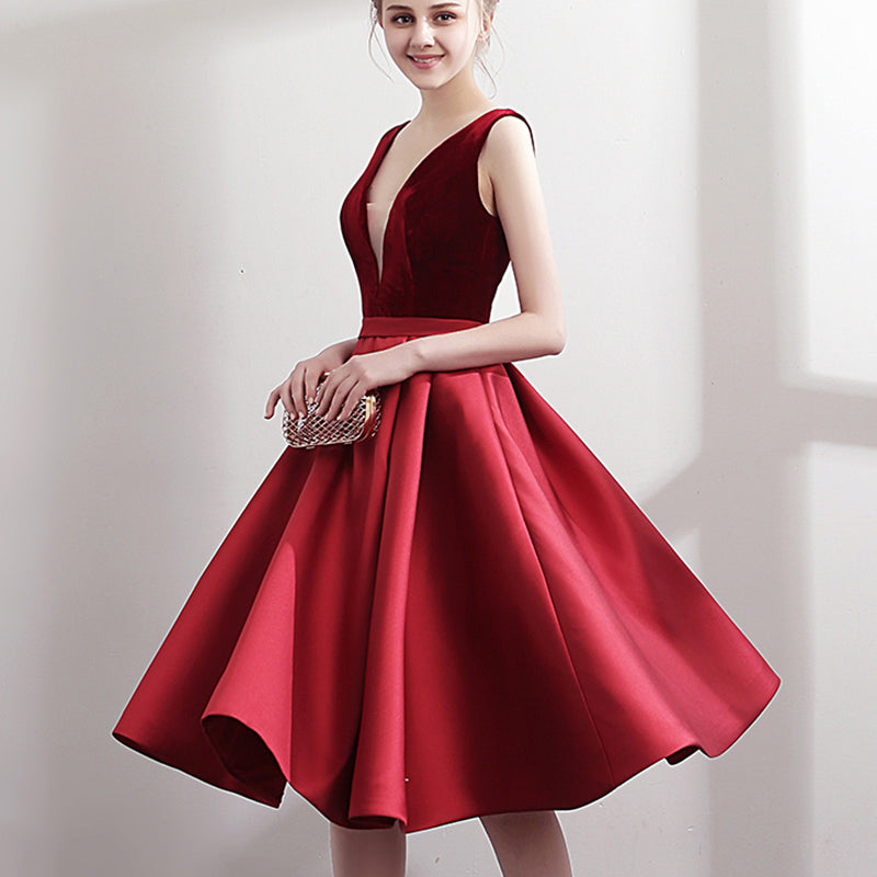 Short Elegant Prom Dresses 2018 Burgundy Sleeveless Formal Wedding Party Deep V Dress Sexy Robe de Fashion Gowns
