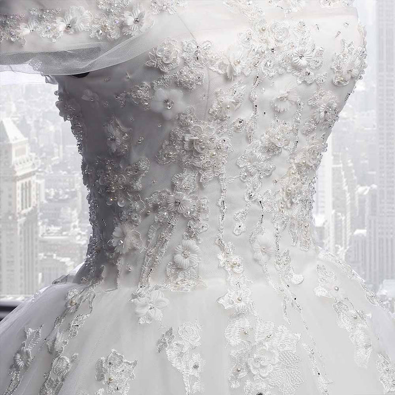 Luxury Off Shoulder Court Train Lace Wedding Dresses  White Bridal Gown A Line Robe De Mariee WD610