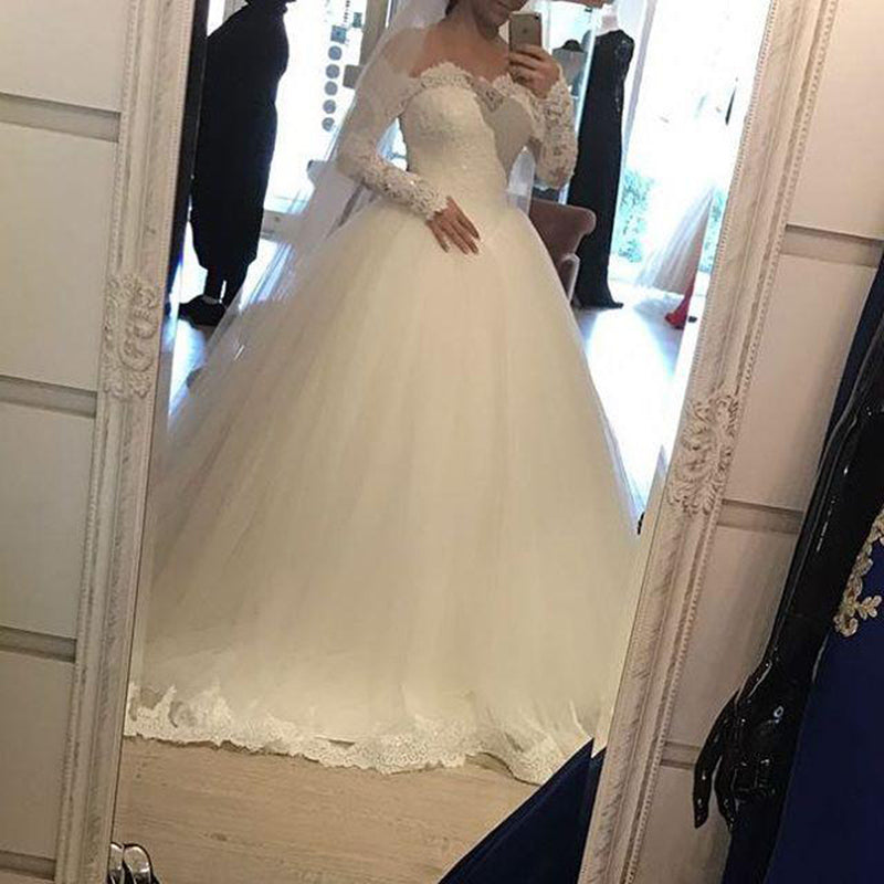 Romantic WD0826 off the shoulder long sleeves Princess Bridal Gown 2020  Poofy Tulle Ball Gown Lace Wedding Dress for Bride