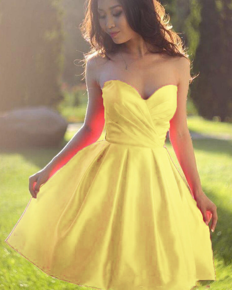 Fancy Sweetheart Red Satin A Line Short Evening Party Dresses Backless Homecoming Dress