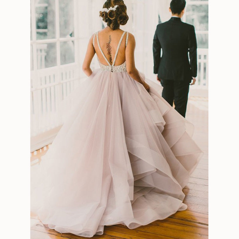 Dreamy Fashionable Ball Gown Bridal dress Brown Wedding Dresses with Beading Tiered Gown Vestido De Novias