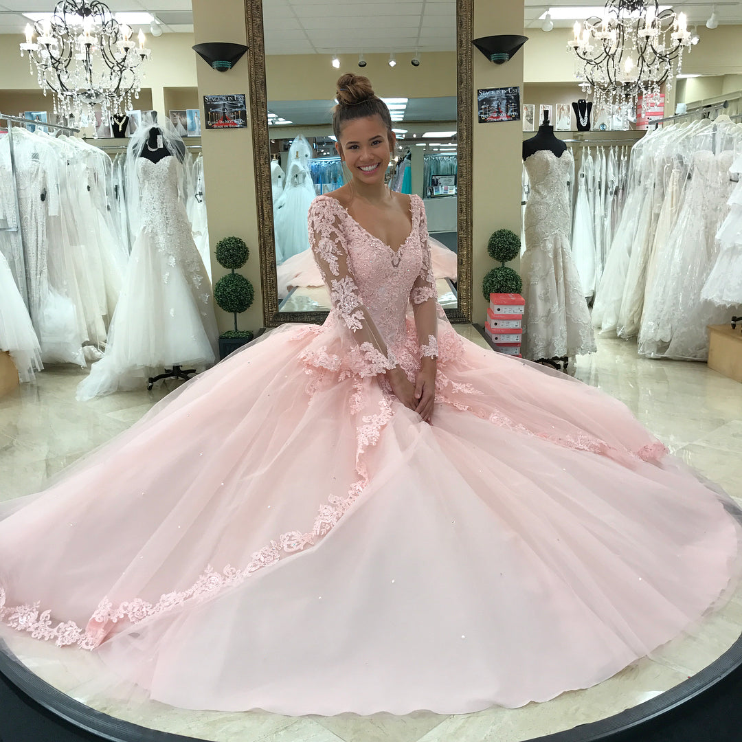 Siaoryne LP0924 Pink Ball Gown Long Sleeves Quinceanera Dresses Lace Ball Gown Prom Dresses