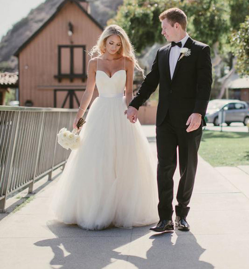 Dreamy Spaghetti Straps A Line White Tulle Beach Wedding Dress Elegant Bridal Gowns Siaoryne MO100