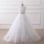 Cap Sleeves Lace Ball Gown Flower Girl Dress Baby White Dress with Pink Belt Children First Communion Dress