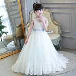 Chic Floor length Lace Flower Girl Dress Puffy Children Communion Dress with Bow