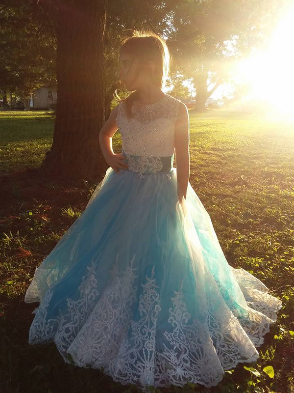 White Puffy Lace Flower Girl Dress with Bowknot