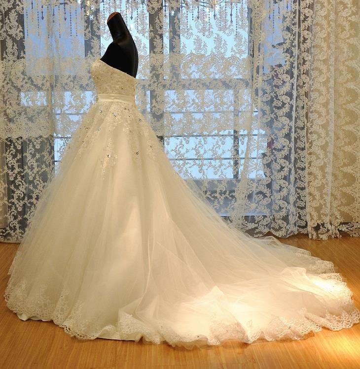 Custom Made Classic Lace A Line Wedding Dress Sweetheart Bridal Dress Lace 2019