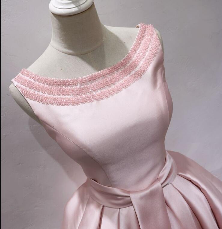 Scoop Neck Beading A Line Satin Prom Dress Short Homecoming Girls Dress