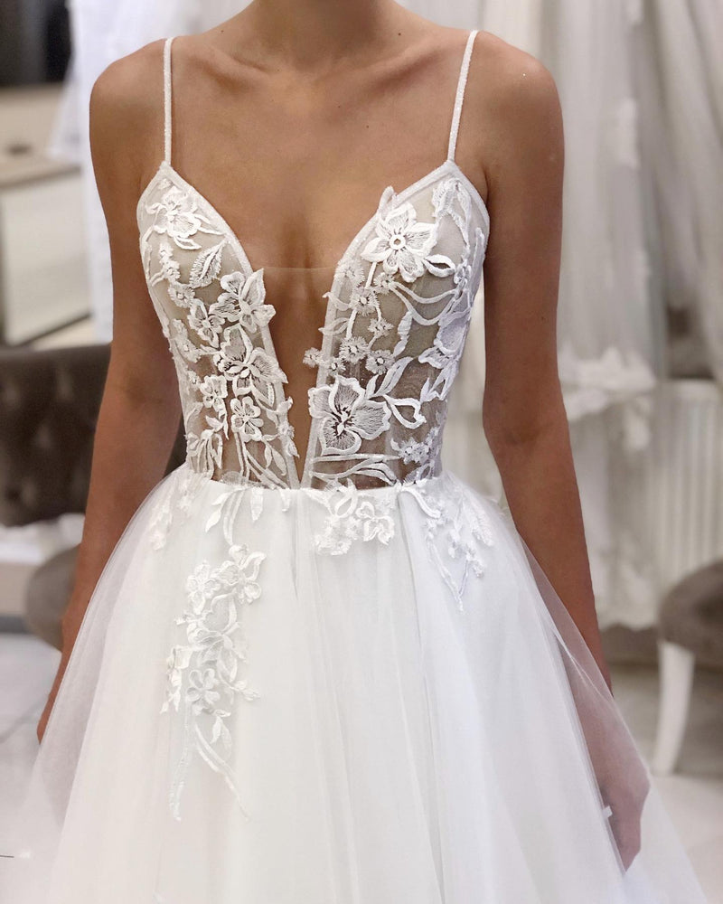 Sexy Deep V Neck Spaghetti Straps Lace and Tulle Bride Wedding Dresses WD10116