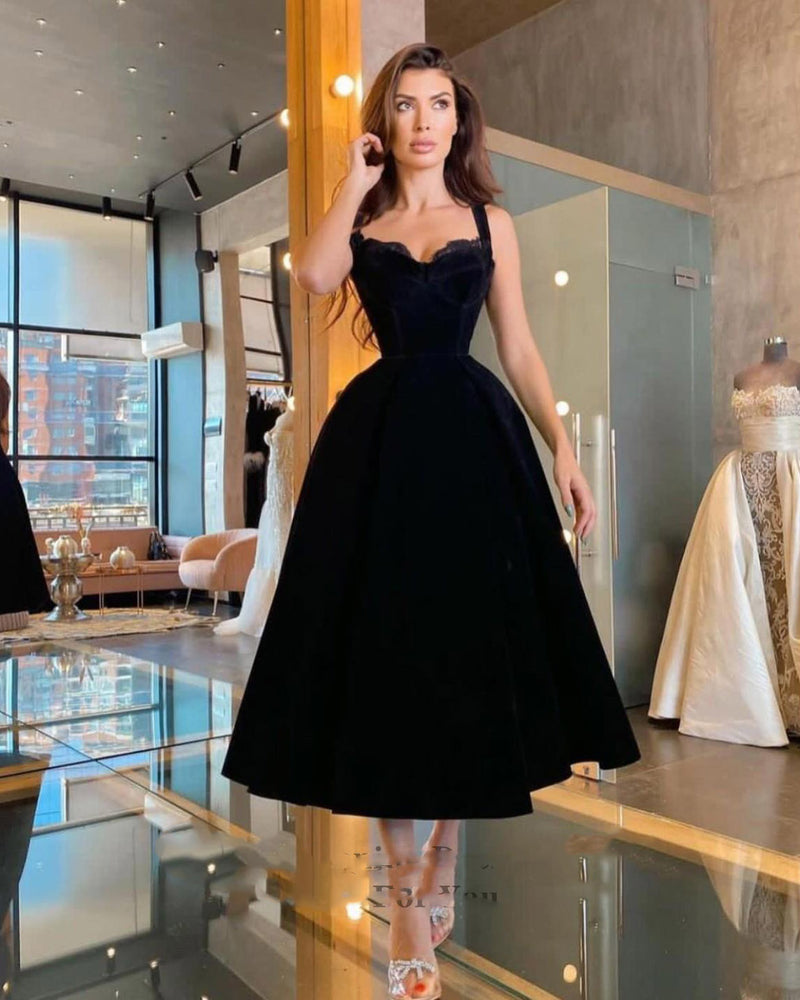 Simple Black Velour /Velvet Short Evening Party Dresses with Straps Tea Length  Special Occasion Gowns  SP101142