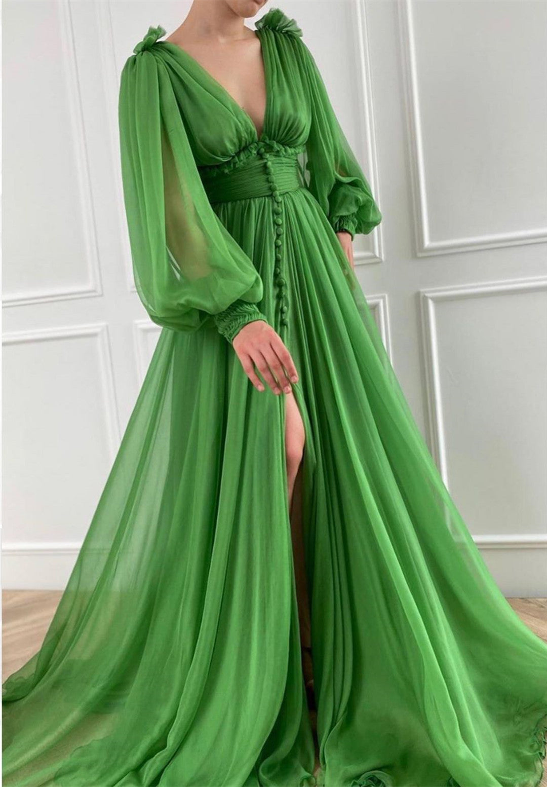 Green Sexy V Neck Long Sleeve Chiffon Evening Party Dresses PL10628