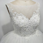 Lovely Scoop Neck Puffy Short Wedding Dress with Lace Beading Summer Bridal Gown