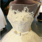 Luxury Country Train Scoop Neck Lace Appliqued Ball Gown Bridal Dress Princess Wedding Dress with Belt