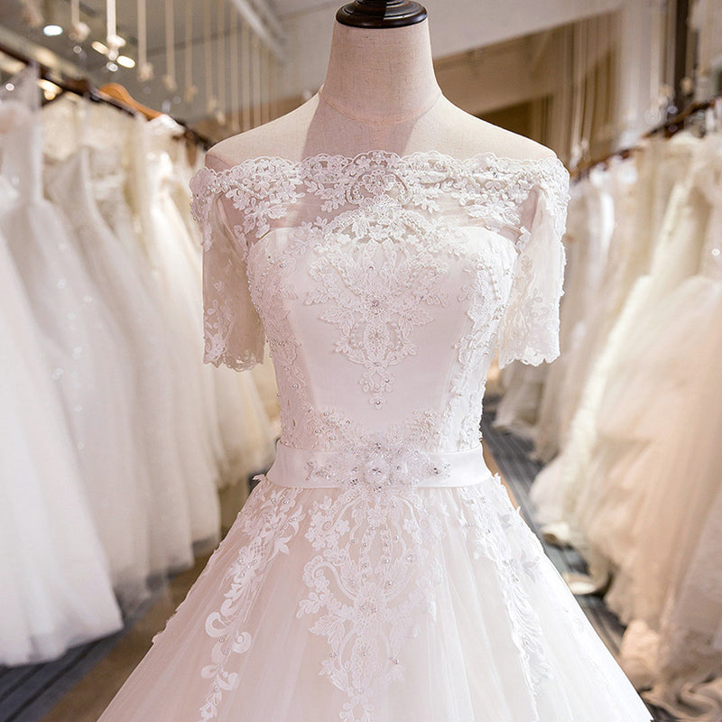 Romantic Off Shoulder Princess A Line White Wedding Dress Lace Bridal Dress with Short Sleeves