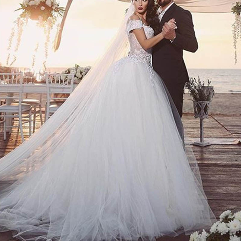 WD8899 Romantic Off the Shoulder Lace Tulle Ball Gown Bridal Dress 2018 Wedding Gown Hochzeitskleid