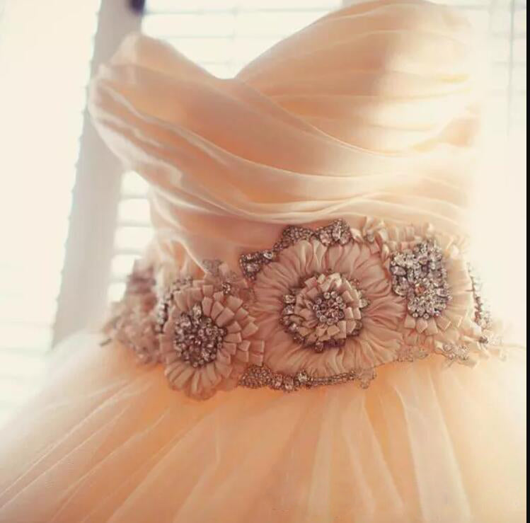 WD3340 Classic Sweetheart Ball Gown Princess Wedding Dress 2018 Romantic Bridal Gown with belt