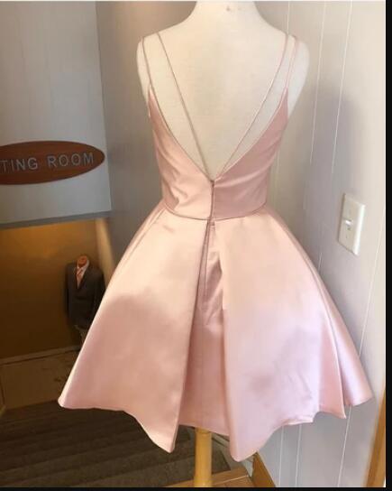 Cute Pale Pink Short Girls Homecoming Dress 2019 with Strapes