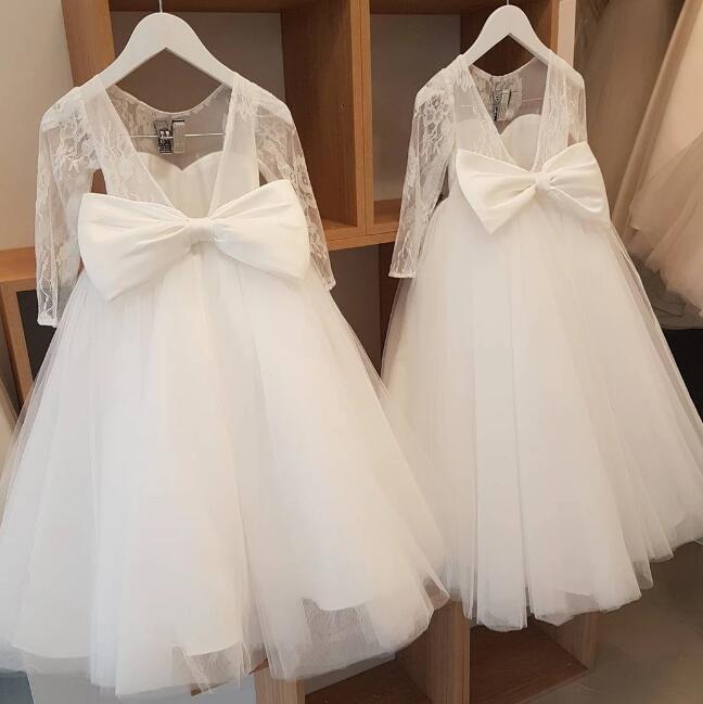 Cute Vintage Long Sleeves Ball Gown Flower Girl Dress Little Girls Wedding Dress for Child with Bow FG0810