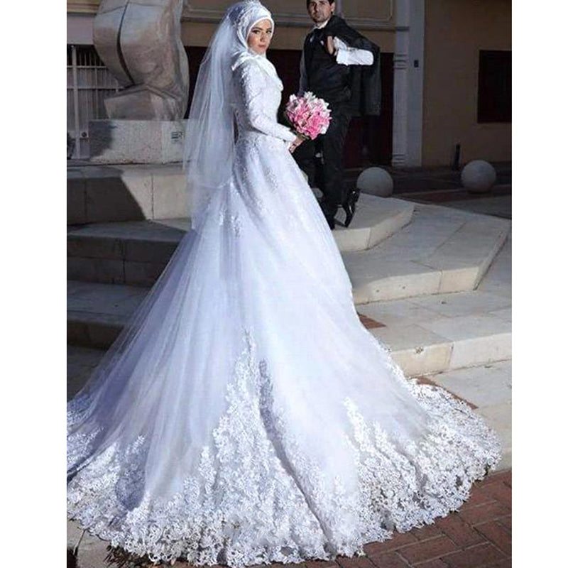 Vintage Lace Arabic Wedding Dress Long Sleeves Dubai Bridal Dresses robe de mariée 2018