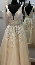 Dreamy Champagne Gold Lace V Neck Tulle Long Girls Senior Graduate Prom Dress 2020