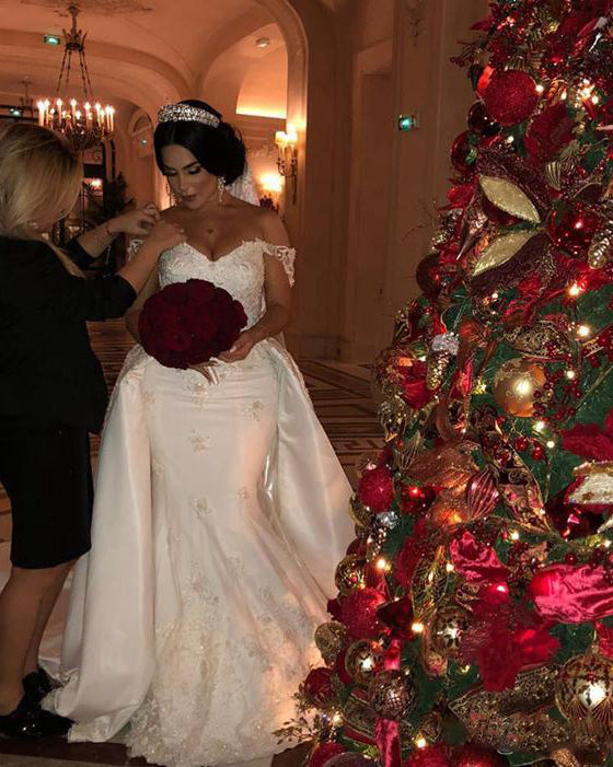 Stunning Off The Shoulder Mermaid Wedding Gown Lace Appliqued with Train Robe De Mariee WD10202