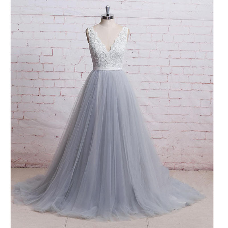 WD1401 Chic Ivory and Grey A Line Romantic Tulle Bridal Gown,V neck Lace Formal Prom Dress 2018