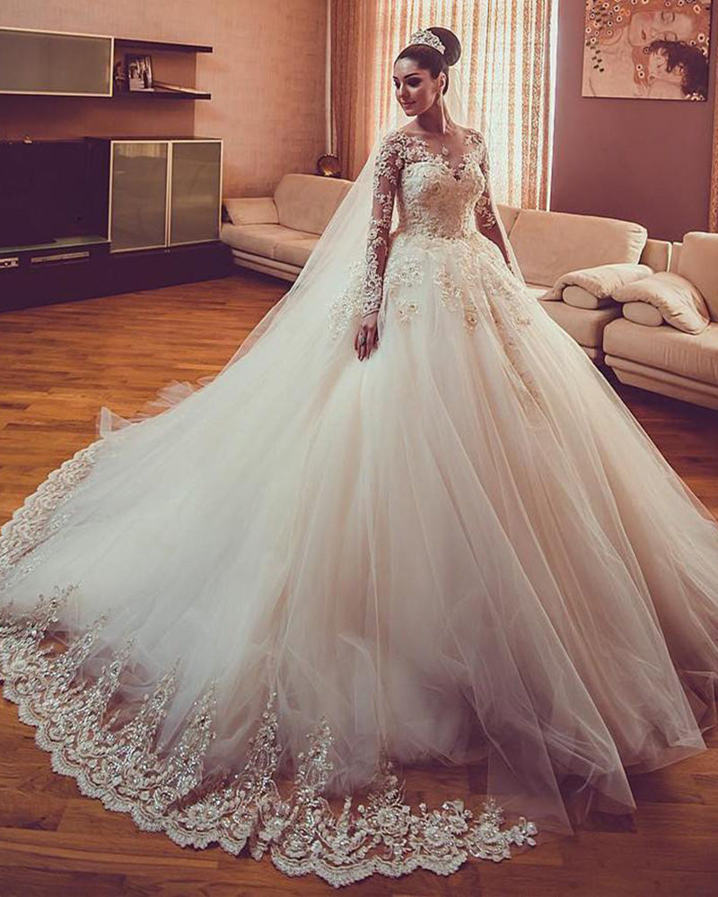 Vintage Long Sleeves Lace Wedding Dresses Luxury Bride Gown 2018 WD254
